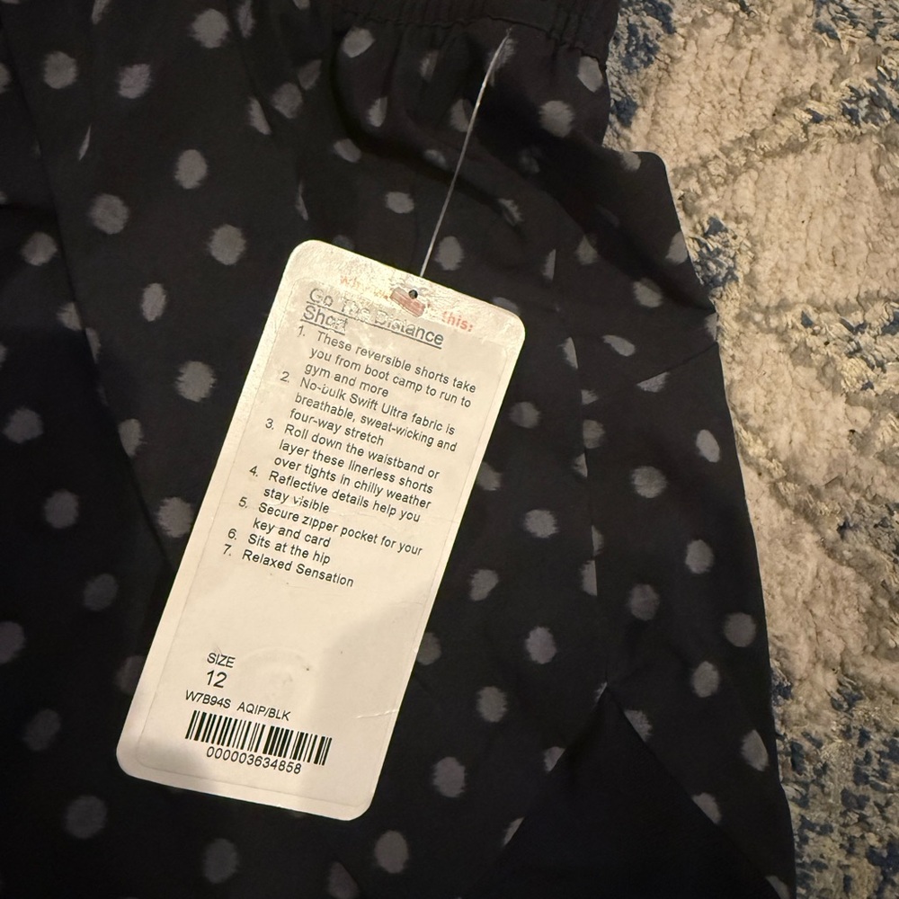 lululemon athletica Go The Distance size 12 shorts reversible.
